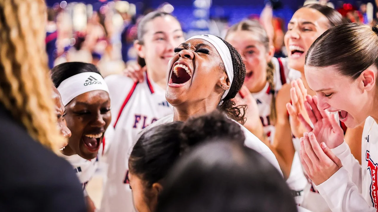 Florida Atlantic Owls women's basketball: players celebrating together after a game