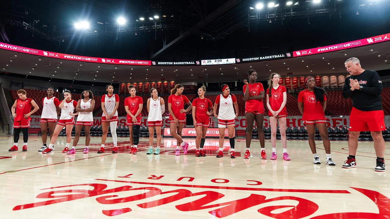 Houston Cougars women's basketball: players standing together on the home basketball court